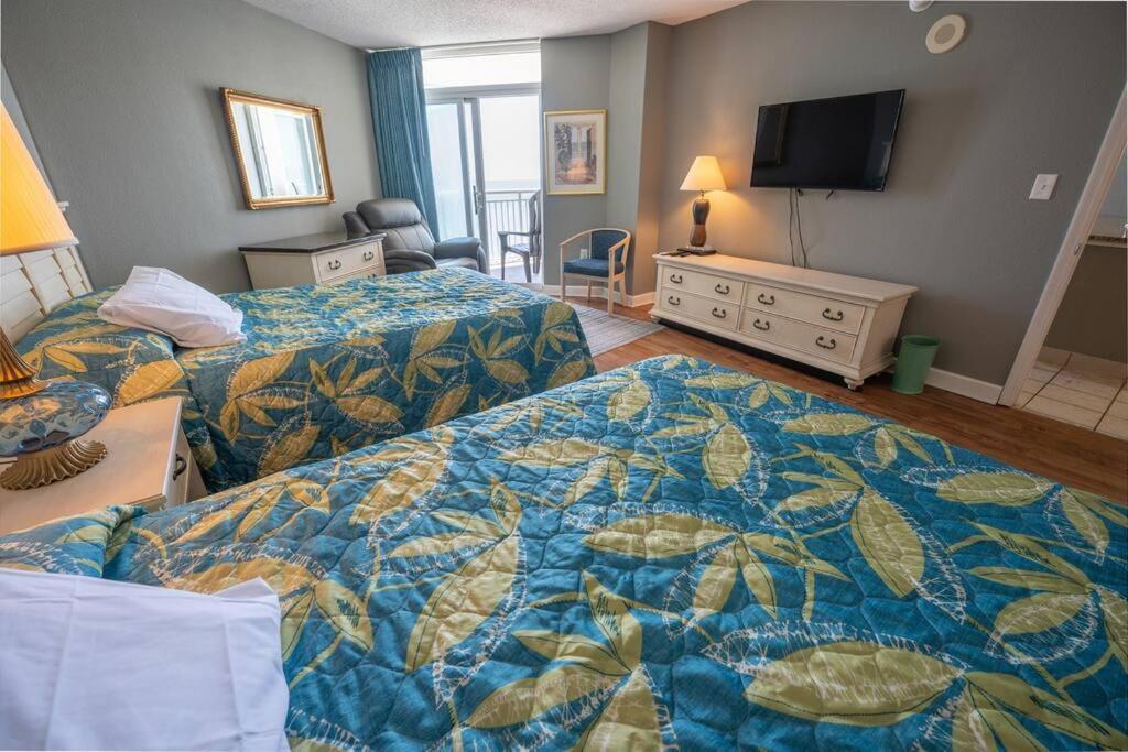 マートルビーチ Baywatch Renovated, Unobstructed Oceanfront Views!ヴィラ エクステリア 写真