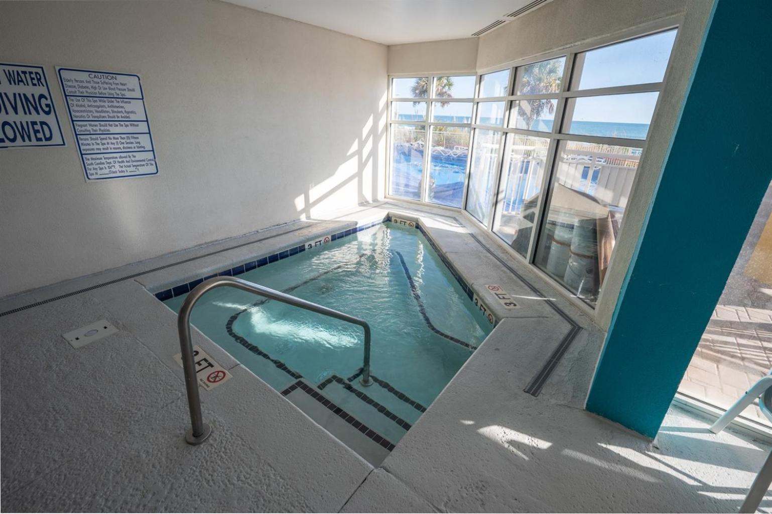 マートルビーチ Baywatch Renovated, Unobstructed Oceanfront Views!ヴィラ エクステリア 写真